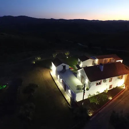 Quinta Dos Avós Lourenço Casa rural *